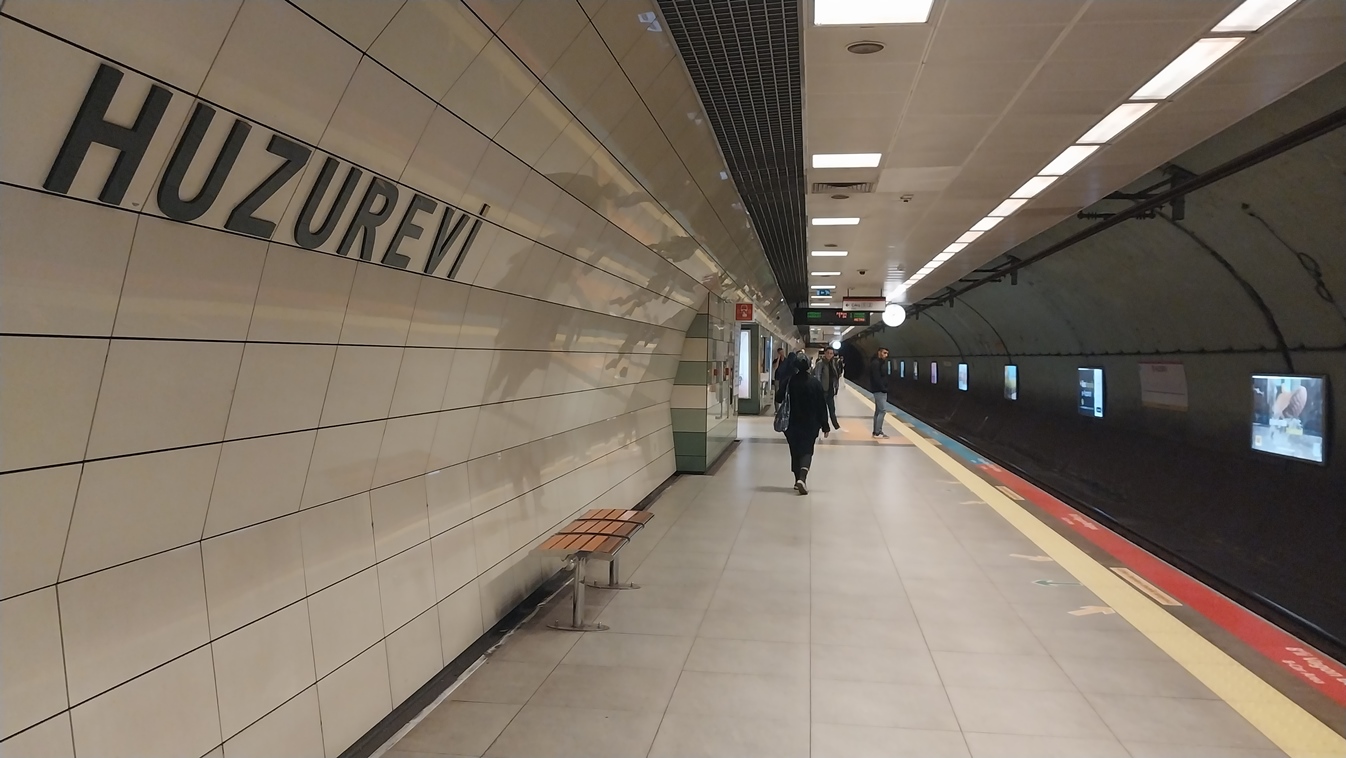 Kartal - Kadıköy Metro Hattı / Huzuevi İstasyonu